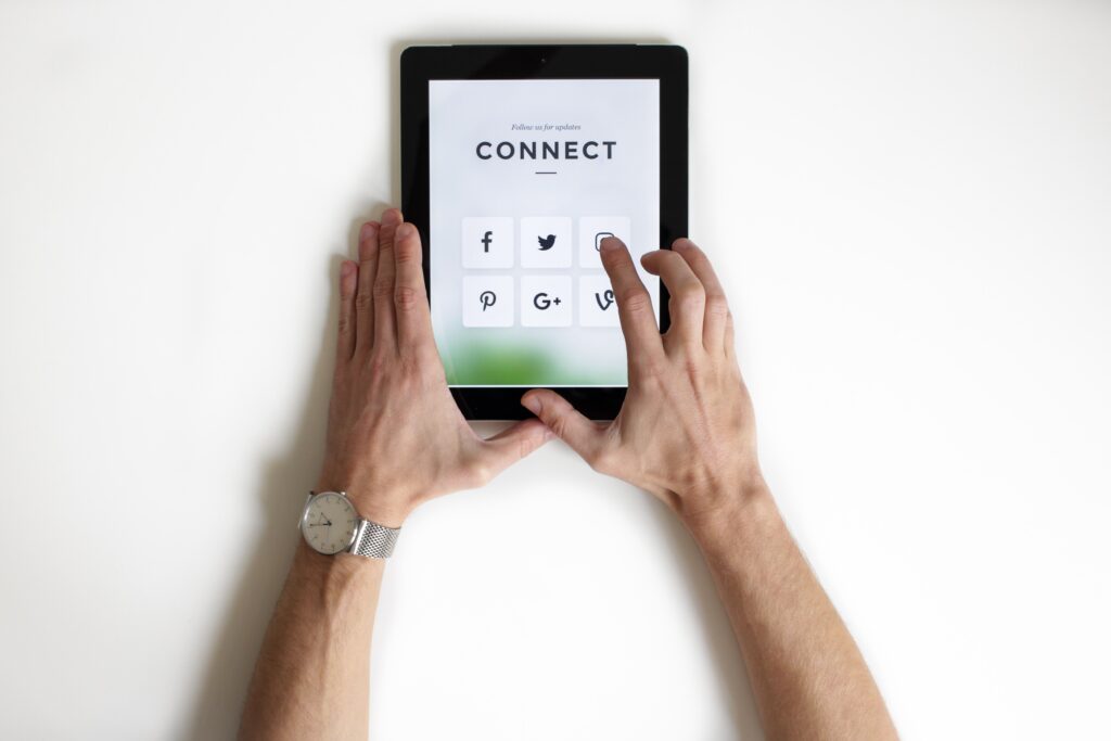 Definisi dan Kegunaan Local Social Media Agency