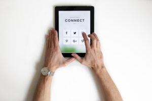 Definisi dan Kegunaan Local Social Media Agency