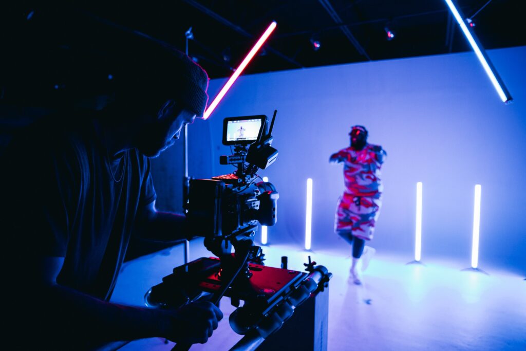 7 Alasan Pentingnya Punya Video Commercials untuk Bisnismu
