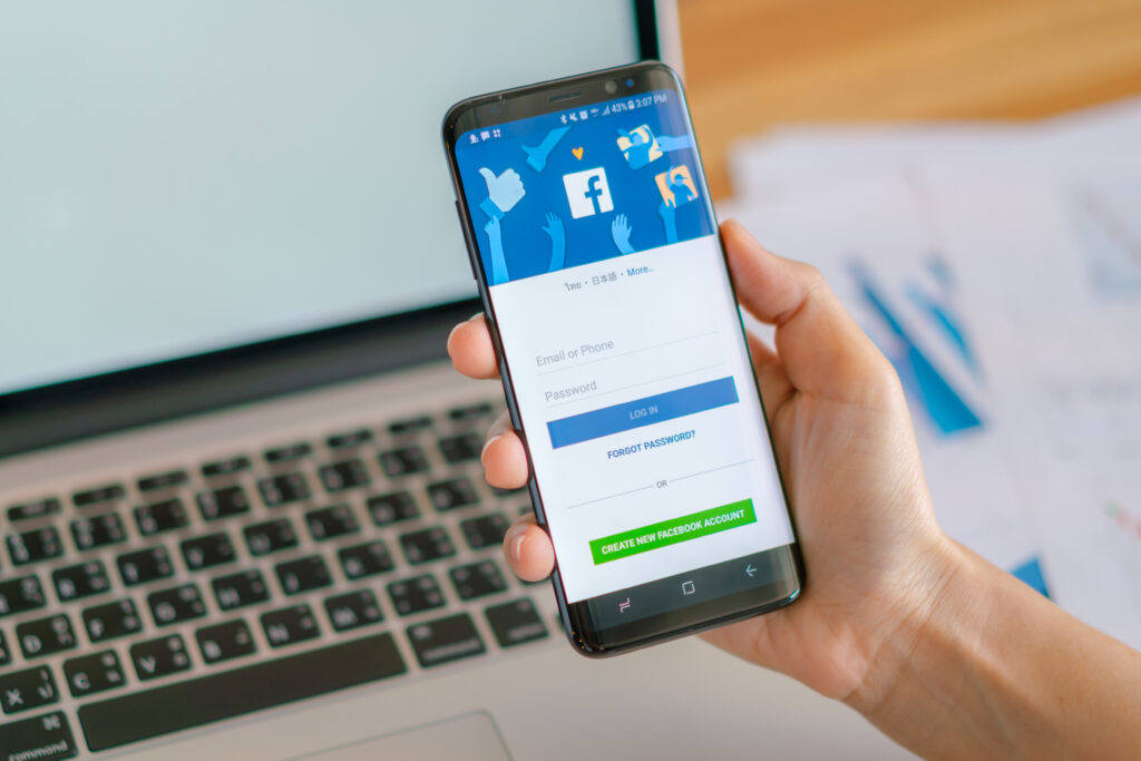 "Mau Tingkatkan Bisnis? Coba Cek 7 Strategi Facebook Content Marketing Ini! "