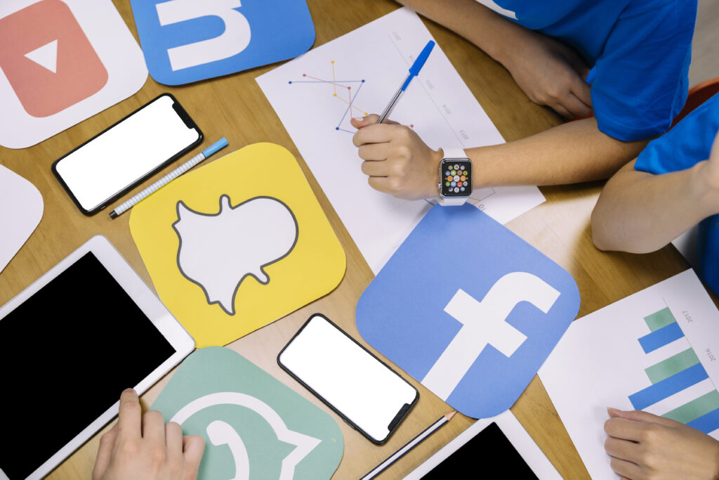Yuk, Cari Tahu Lebih Dalam Seputar Pekerjaan Seorang Social Media