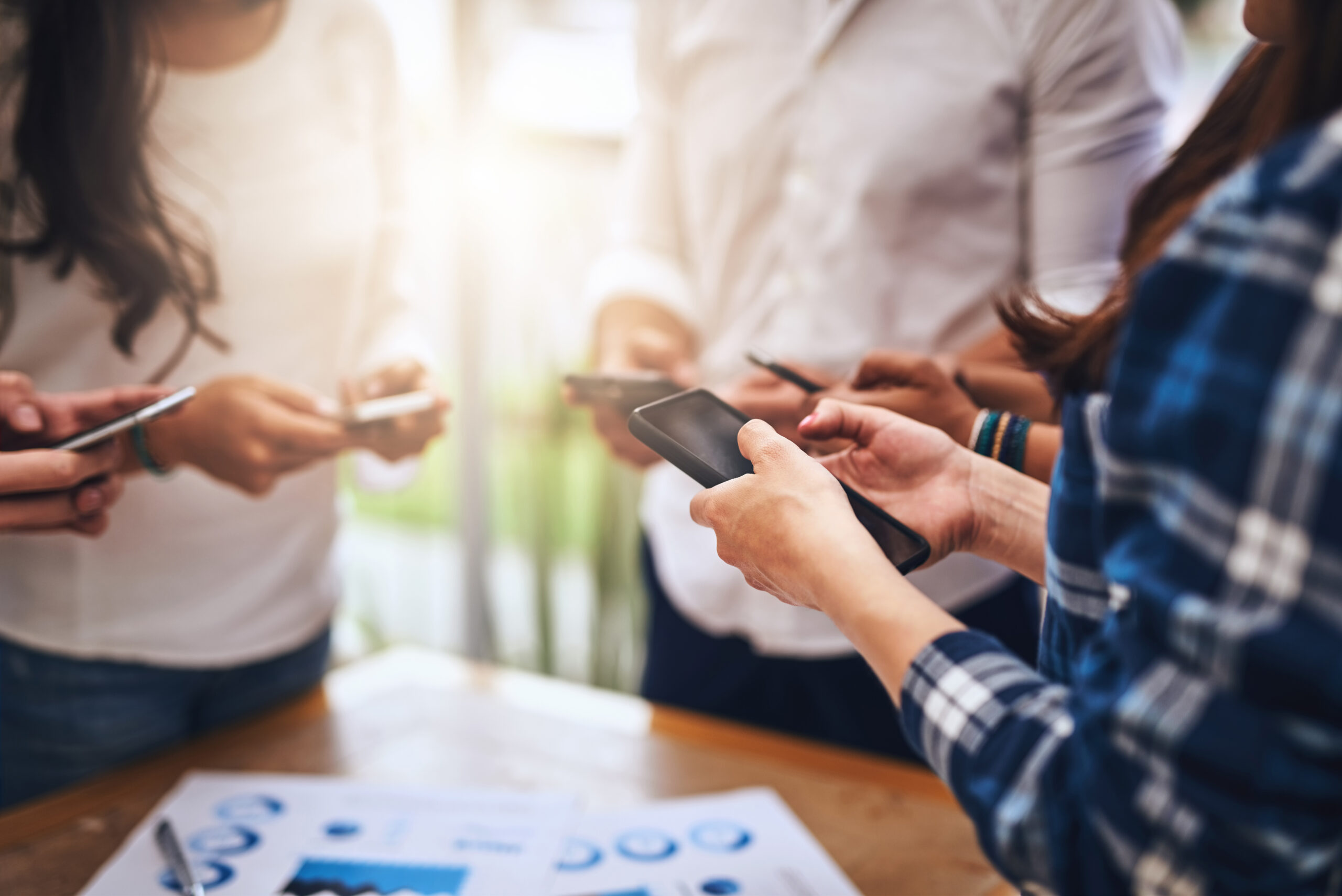 Dominasi Digital 2025: Panduan Lengkap Jasa Iklan Google Ads, Facebook Ads & Lainnya untuk Bisnis Anda